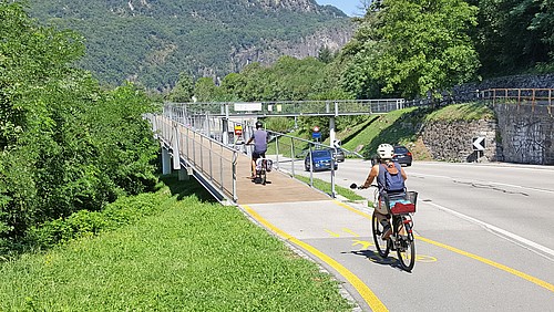 Dient der Sicherheit: die neue Überführung bei Avegno.