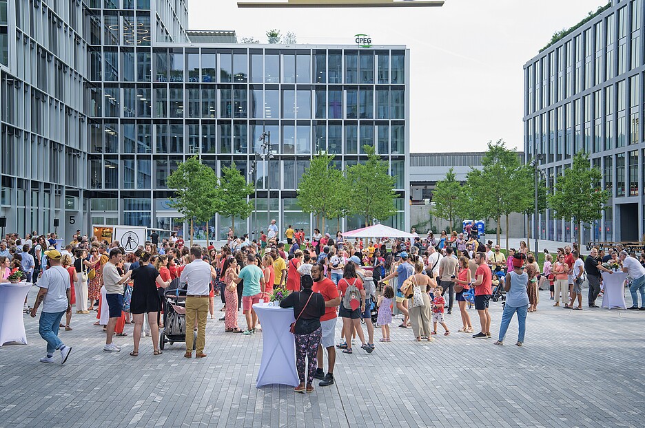 Die Einweihung des neuen Quartiers.