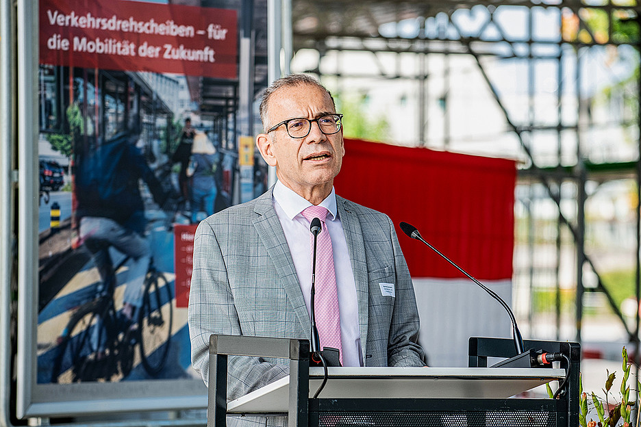Ansprache von SGV-Präsident Hannes Germann in Wohlen (SG). 