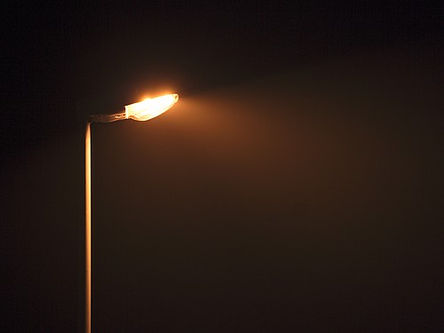 Die Beleuchtung abschalten oder nicht? Zahlreiche Gemeinden stellen sich diese Frage.